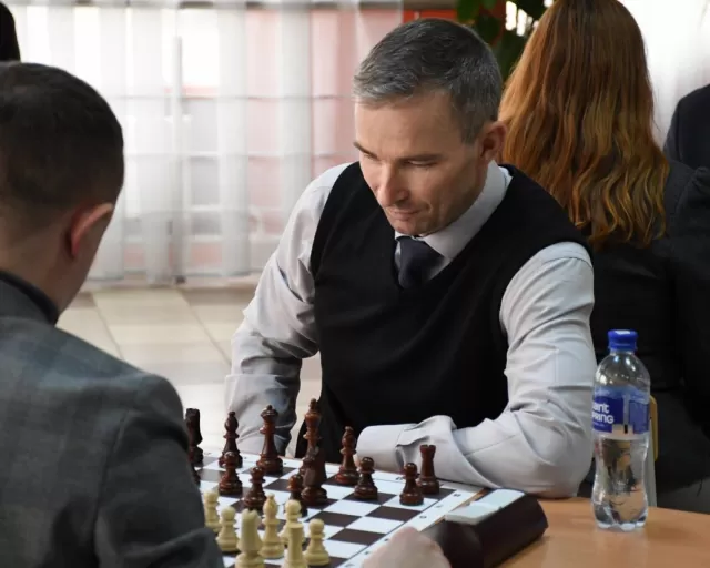 На турнире по шахматам вручили призы от компании "Моготекс"